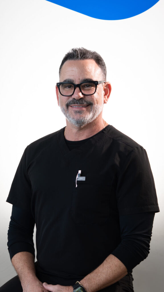 Dr. Oscar Alvarez Physical Therapist